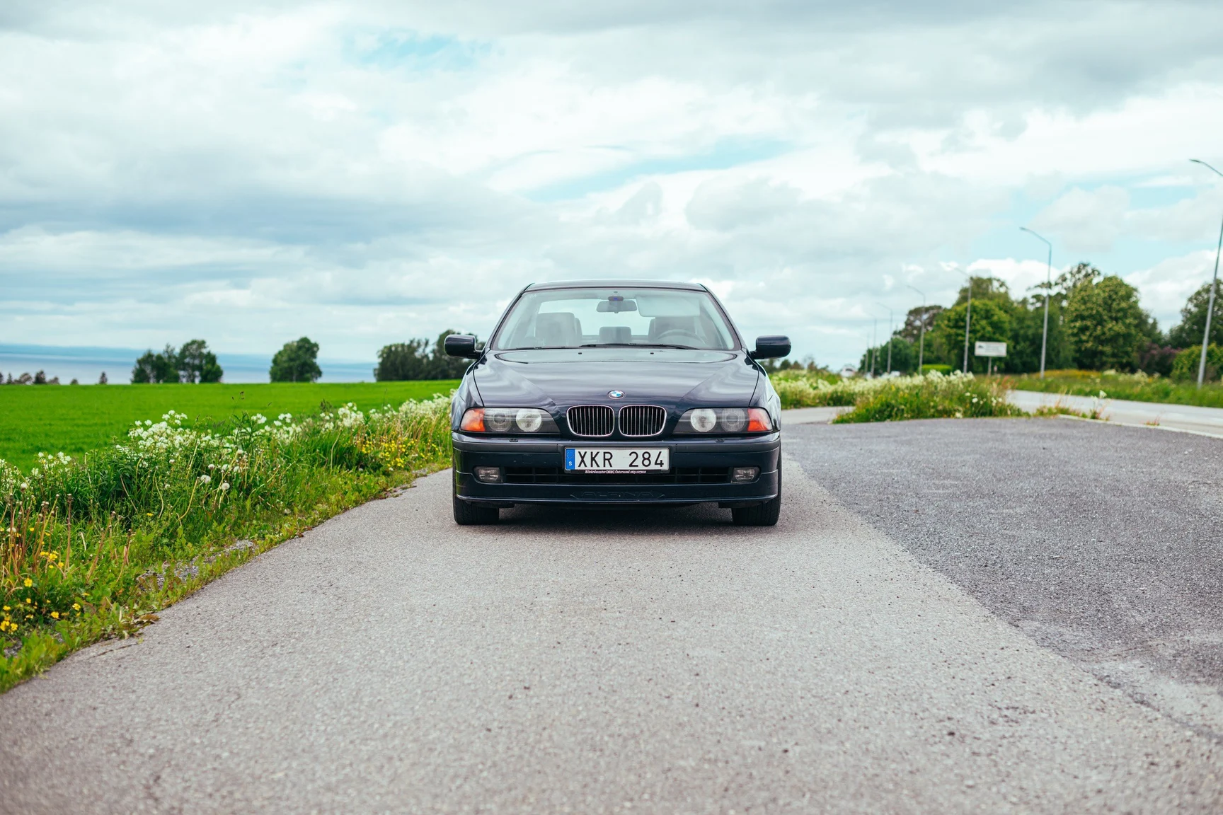 Exteriörbild på 1999 ALPINA B10 V8 (10)