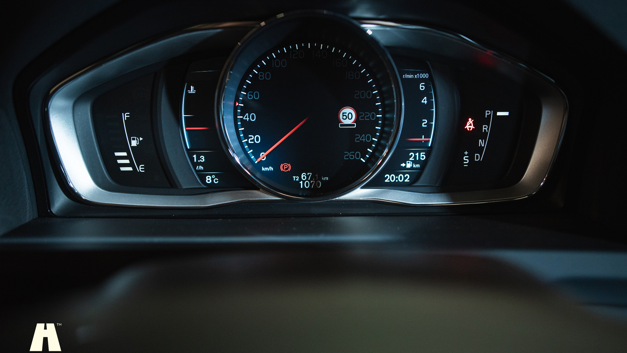 Interior image of 2017 Volvo V60 Polestar T6