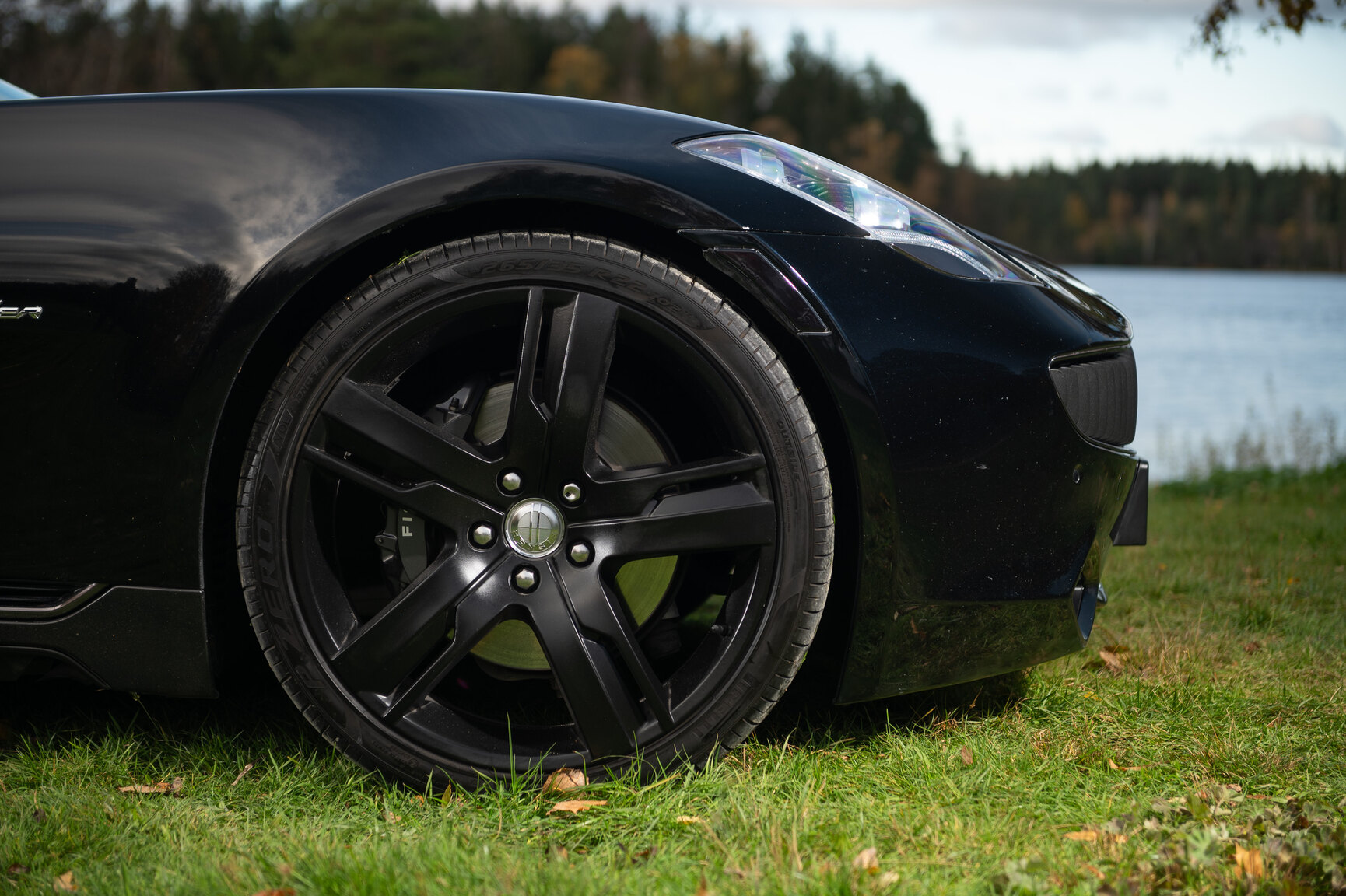 Exteriörbild på 2013 Fisker Karma ES