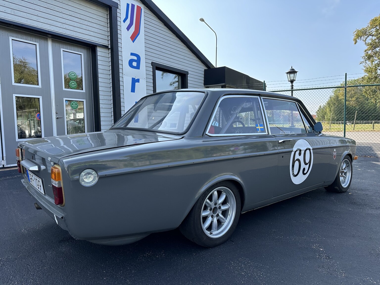 Exterior image of 1969 Volvo 142 race car