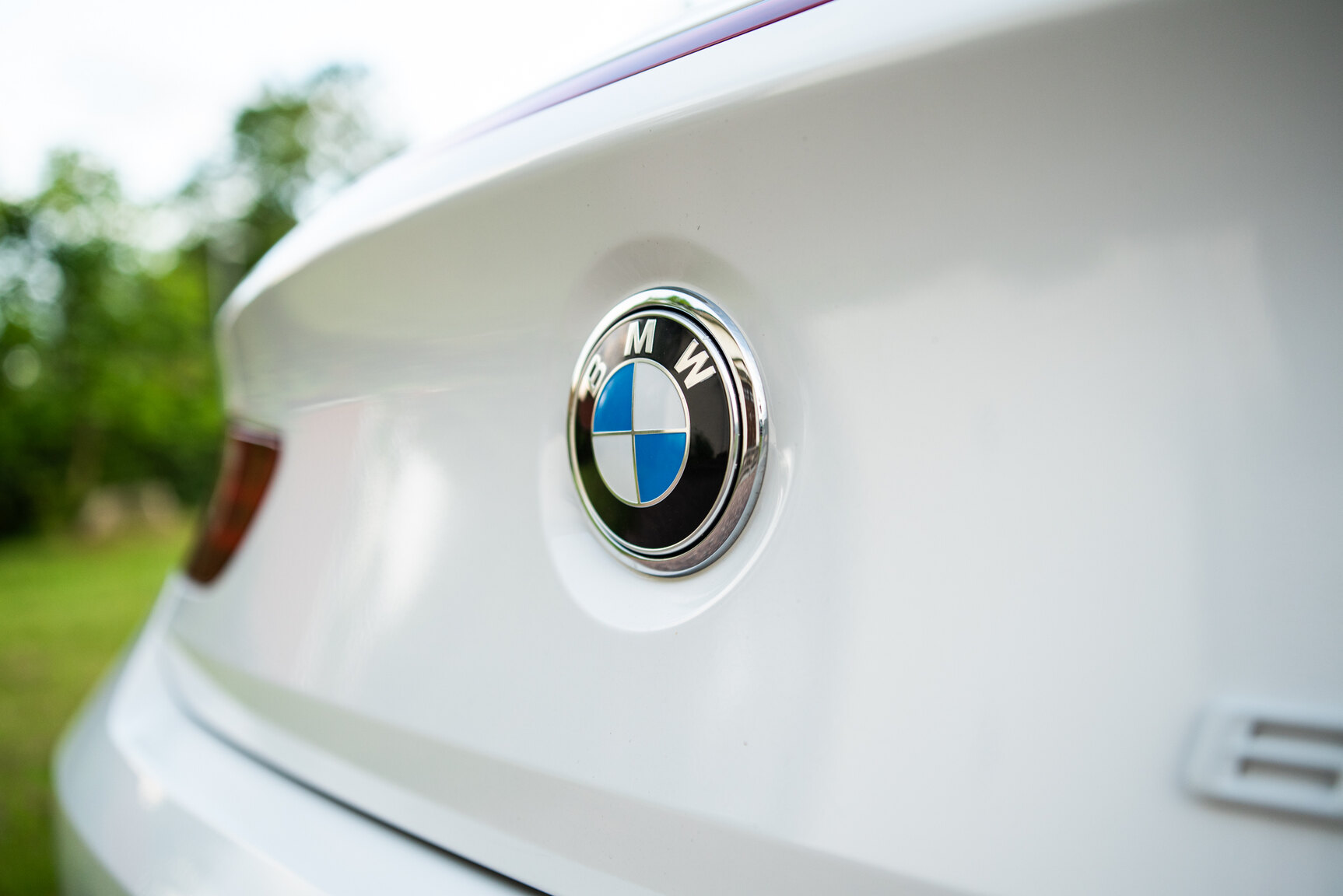 Exteriörbild på 2011 BMW 650i Cabriolet