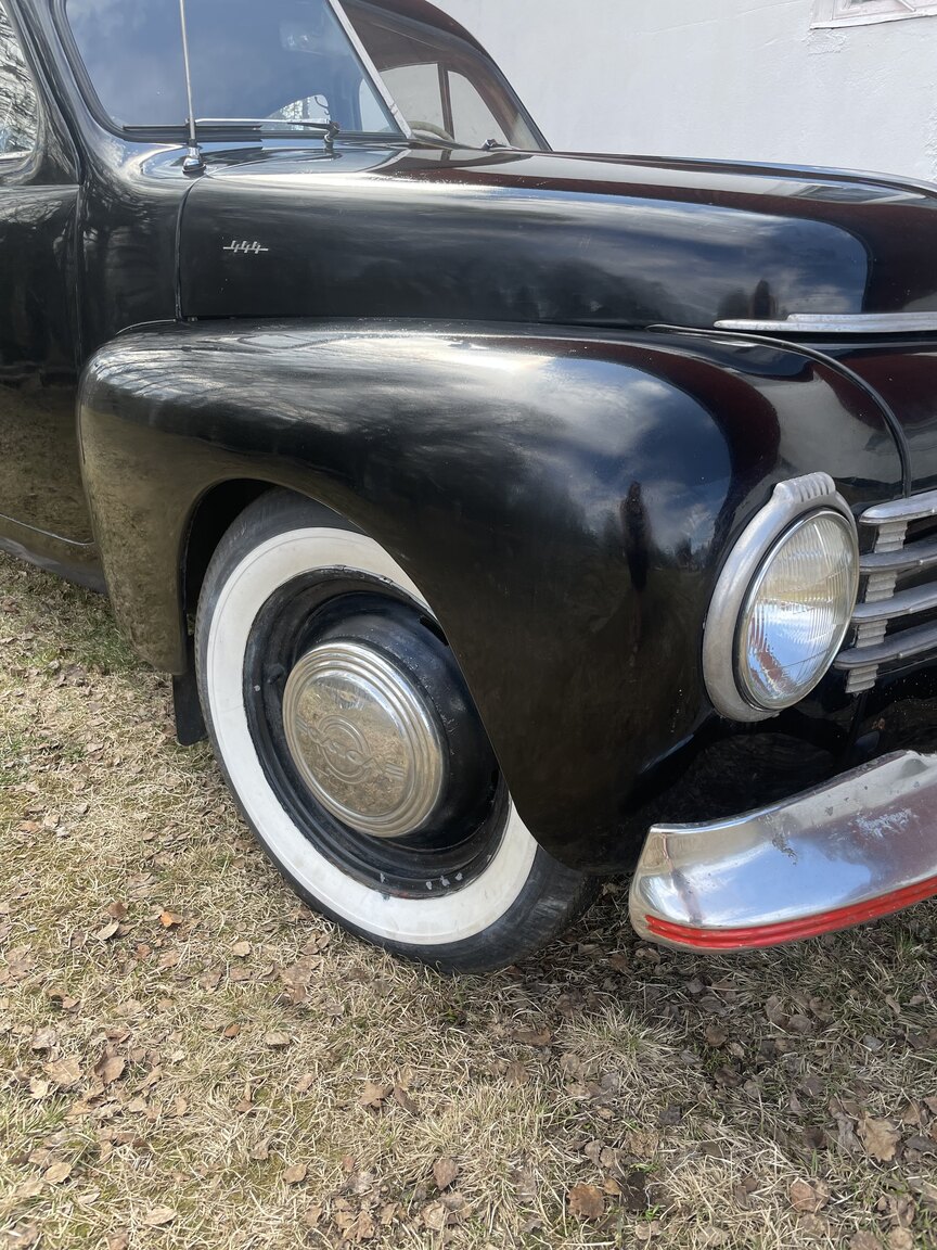 Exterior image of 1947 Volvo PV 444