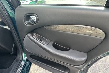 Interior image of 2003 Jaguar S-Type R