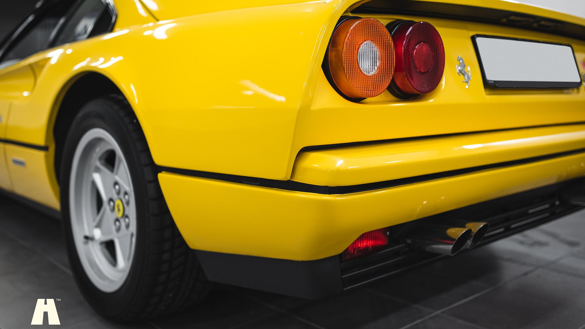 Aussenfoto 1986 Ferrari 328 GTB