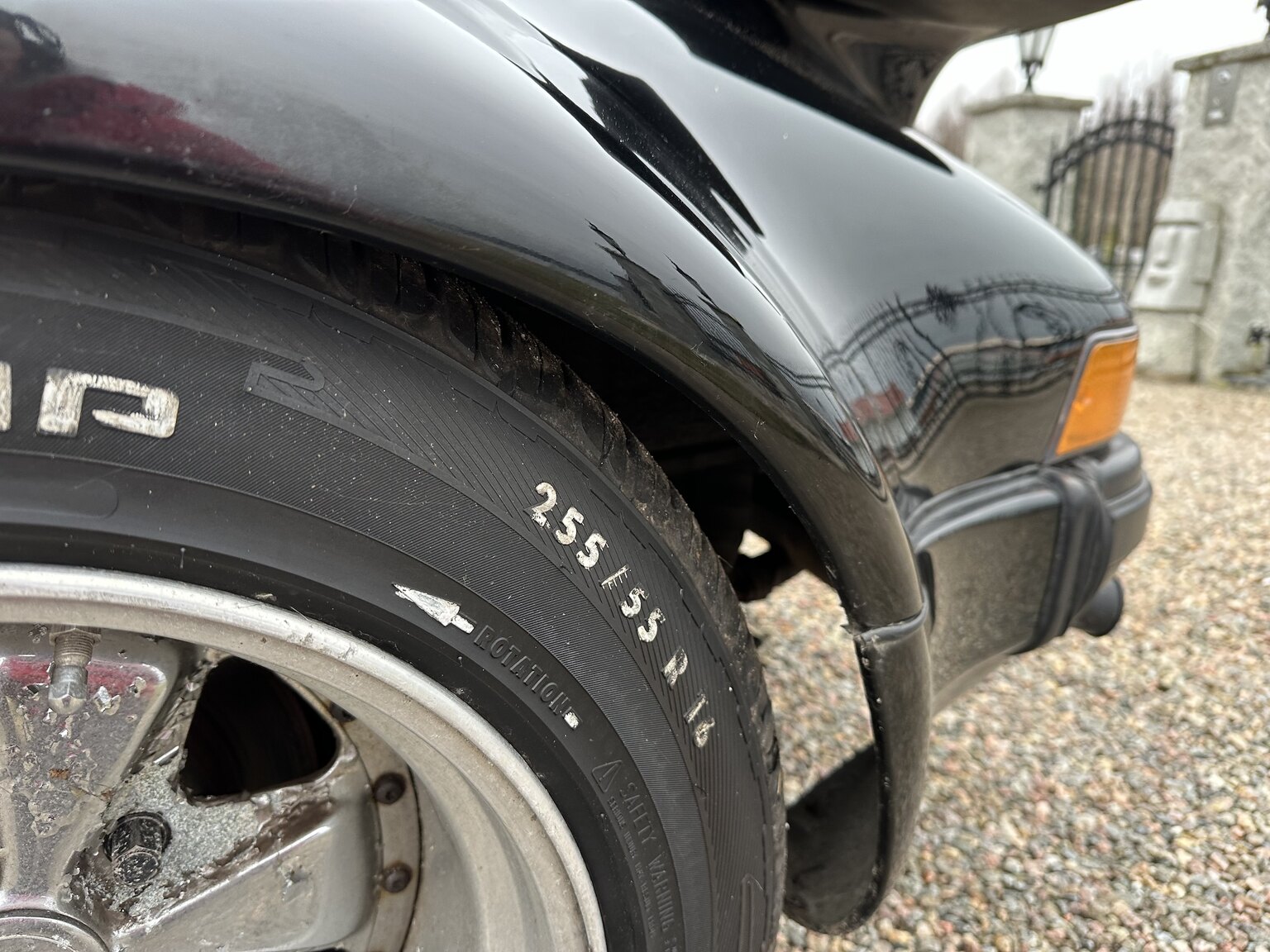 Exteriörbild på 1972 Porsche 911 T (61)