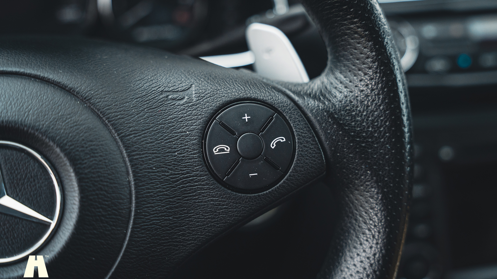Interior image of 2008 Mercedes-Benz CLS 63 AMG (29)
