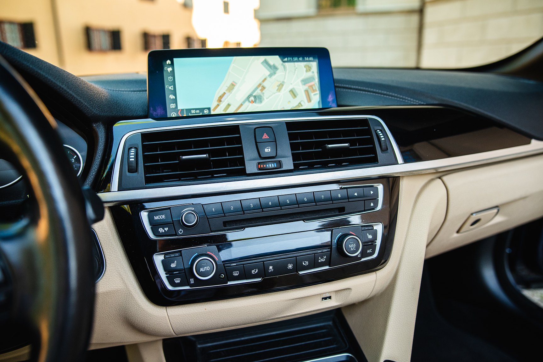 Interior image of 2018 BMW 430i xDrive Convertible
