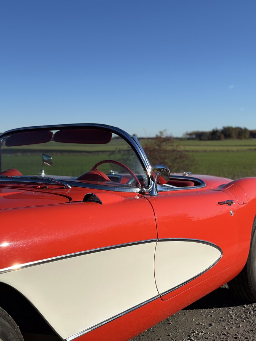 Exteriörbild på 1956 Chevrolet Corvette 