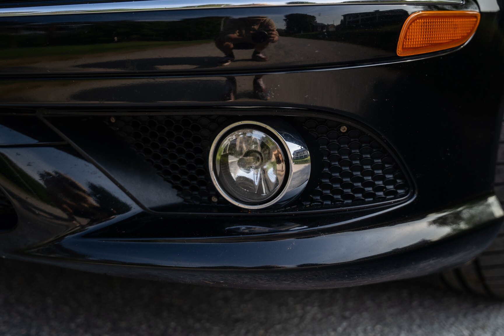 Exterior image of 2009 Mercedes-Benz CLK 550