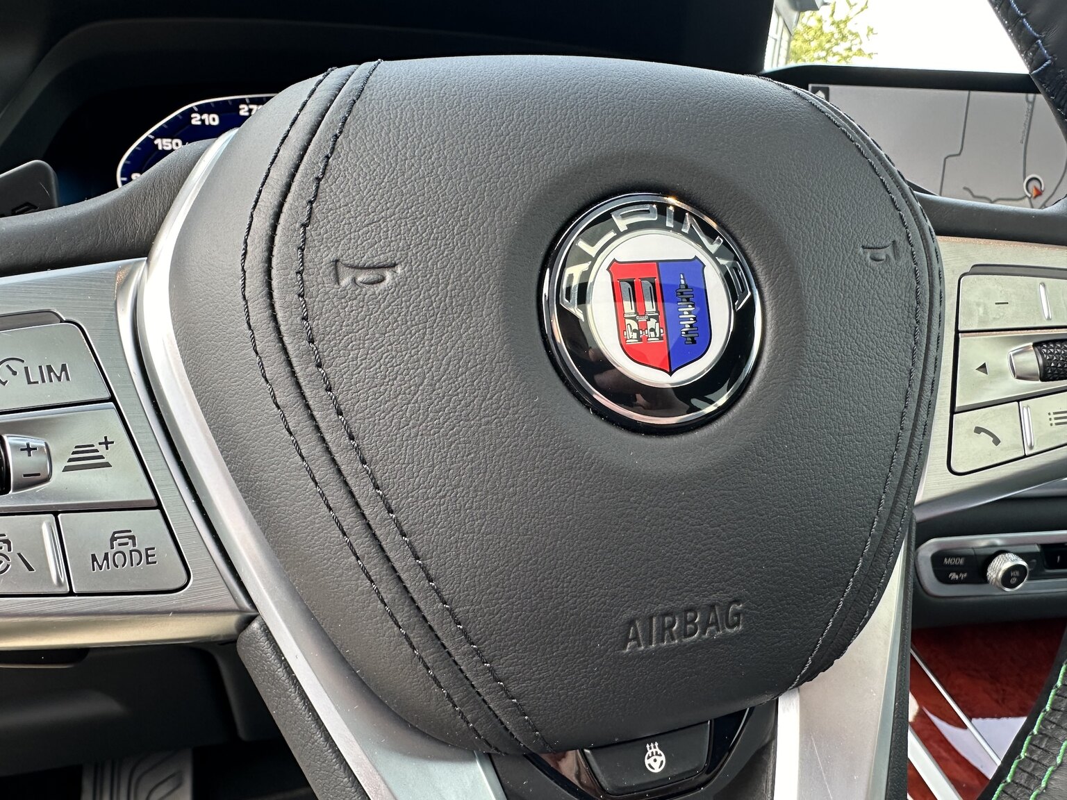 Interior image of 2022 ALPINA XB7