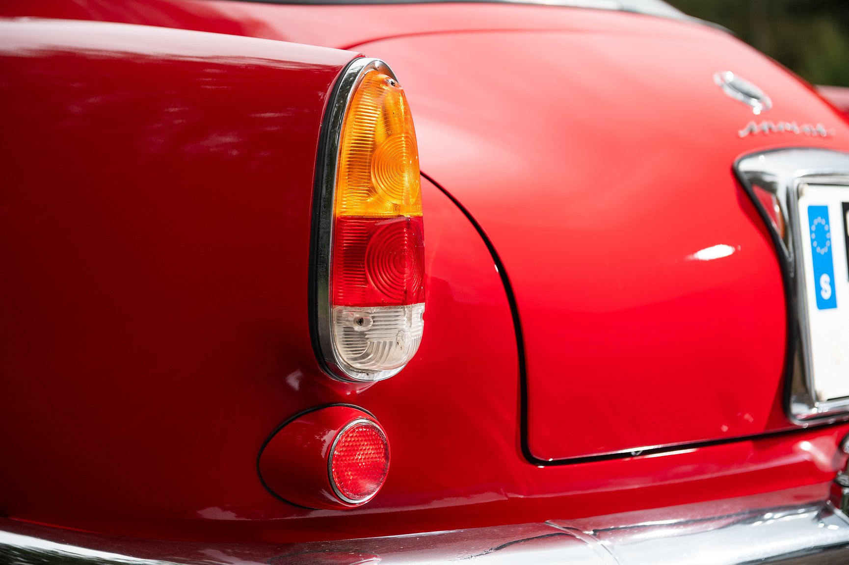 Exterior image of 1962 Alfa Romeo Giulia Sprint 1600