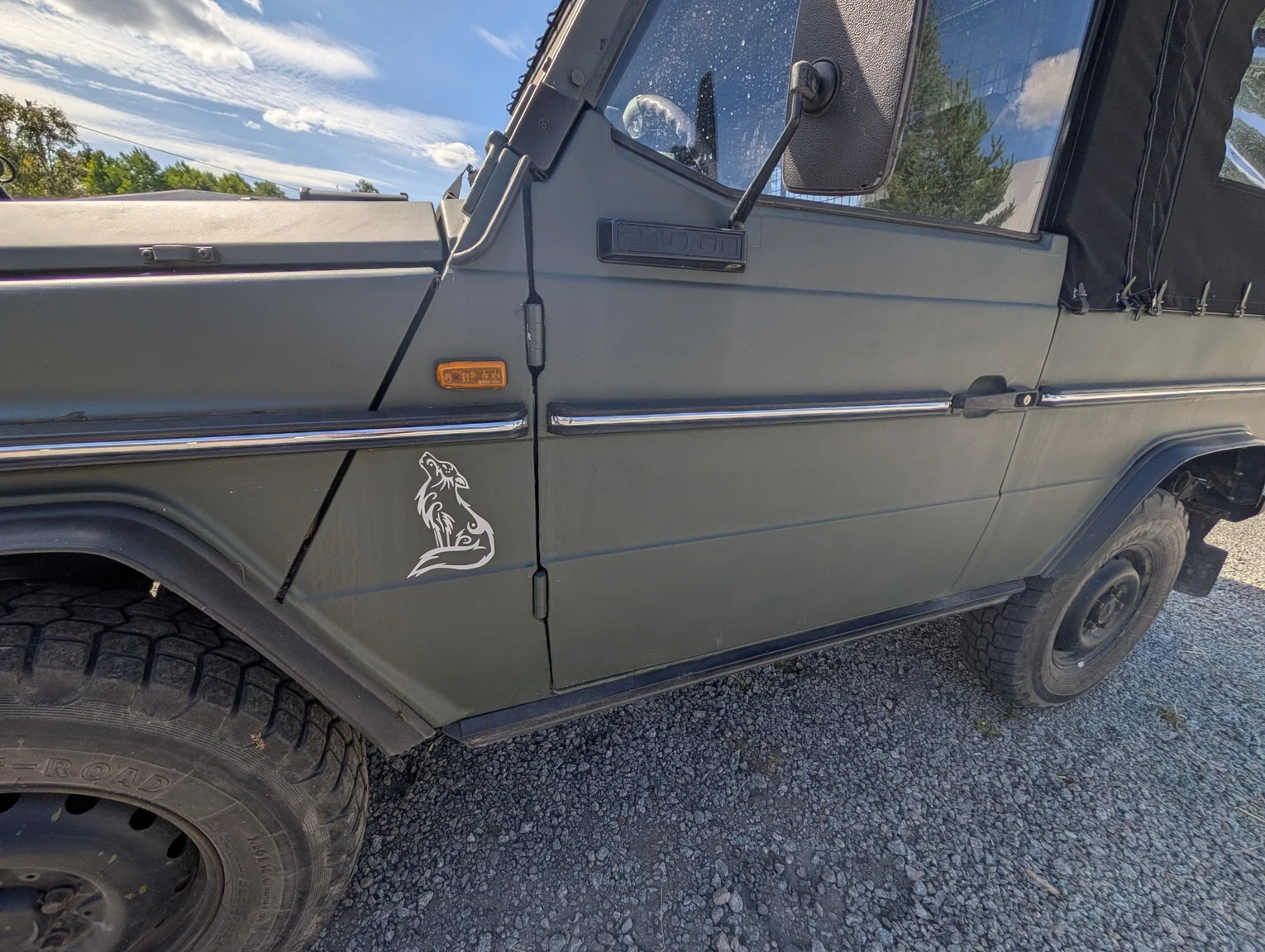 Aussenfoto 1987 Mercedes-Benz 240 GD 461 (21)