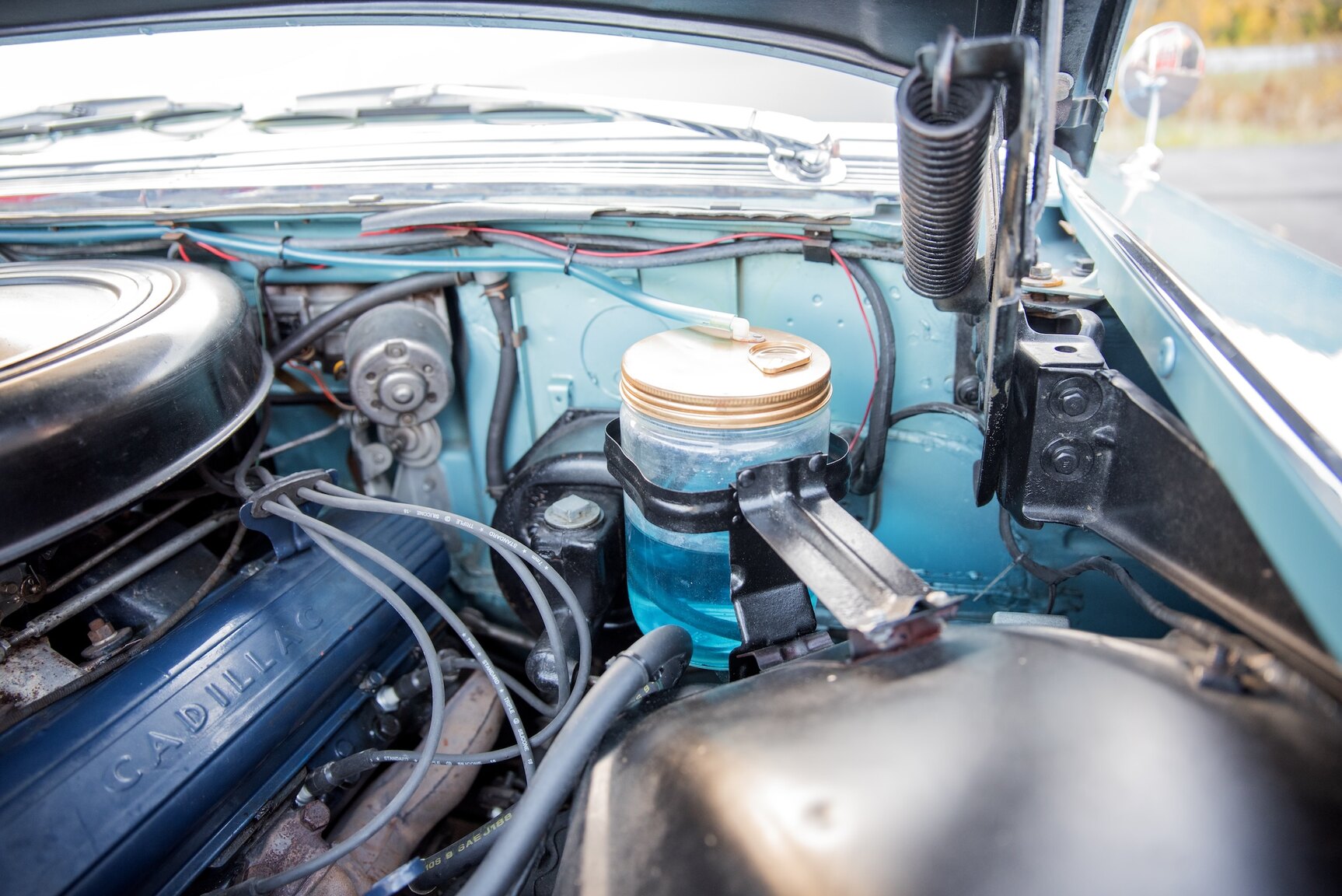 Image of 1959 Cadillac Coupe de Ville mechanics