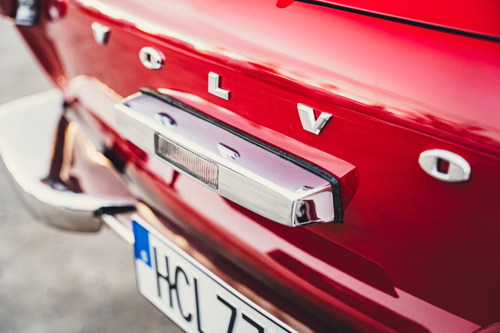 Exterior image of 1963 Volvo P1800 S