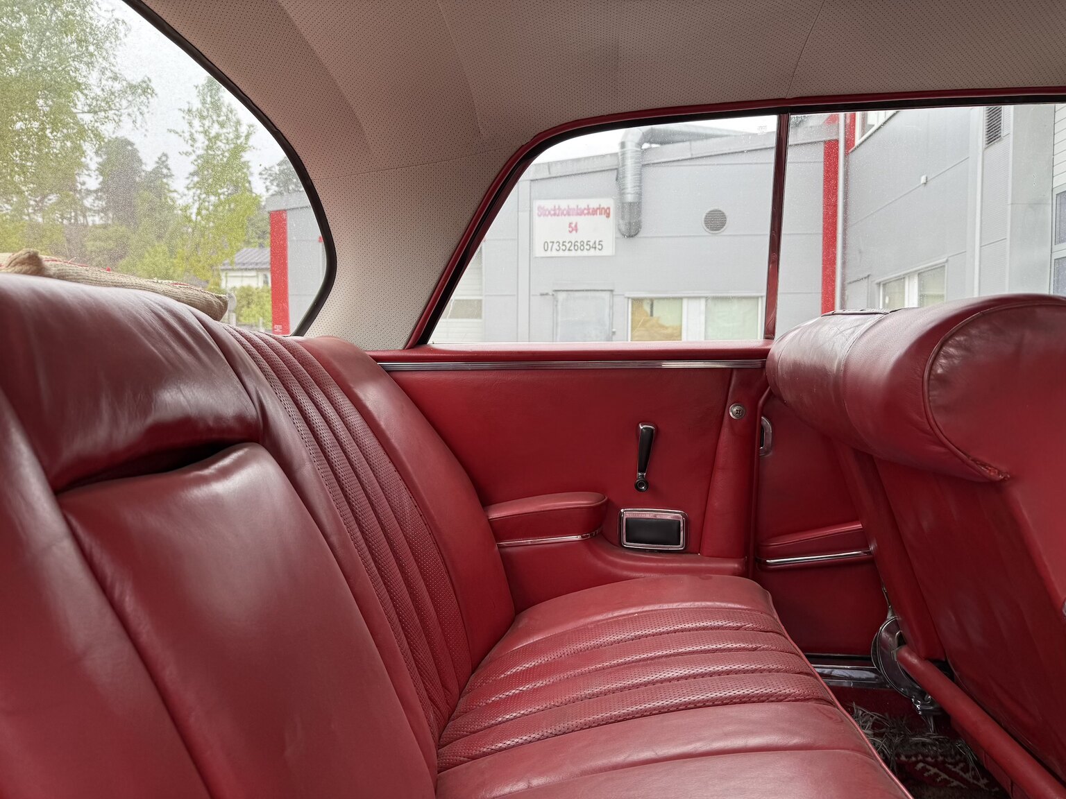 Interiörbild 1963 Mercedes-Benz 220 SE