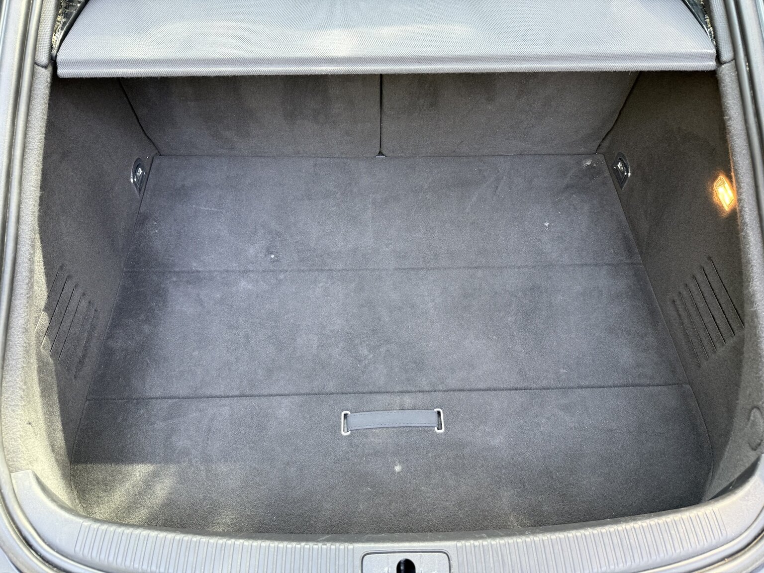 Interior image of 2011 Audi TT RS Coupé