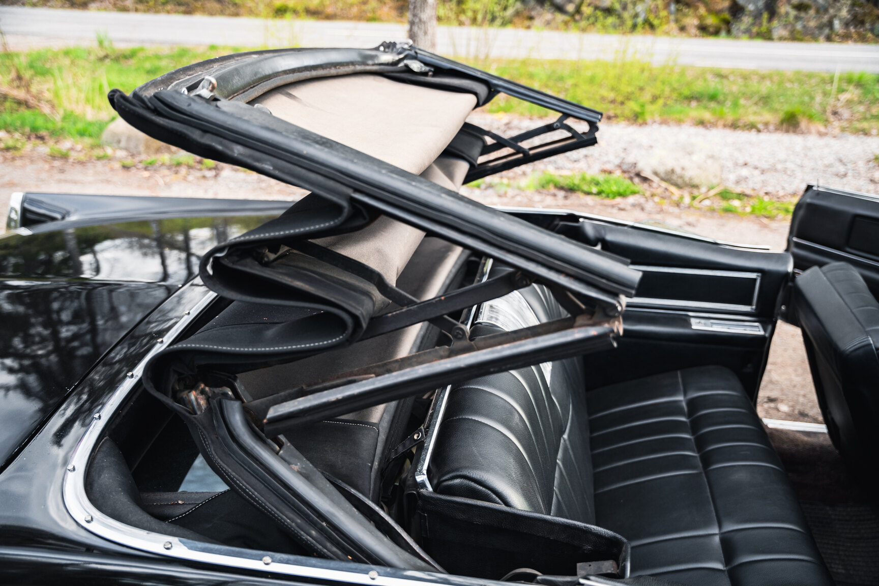 Exterior image of 1968 Cadillac De Ville Convertible