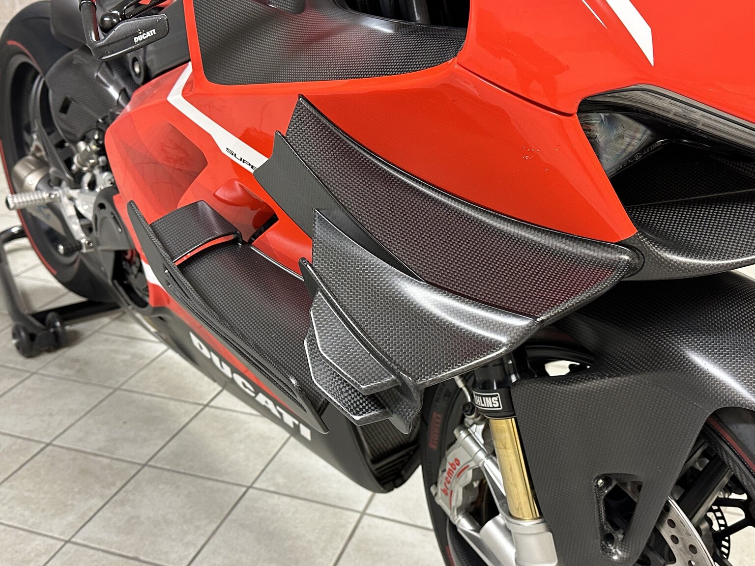 Aussenfoto 2021 Ducati Superleggera V4 23/500