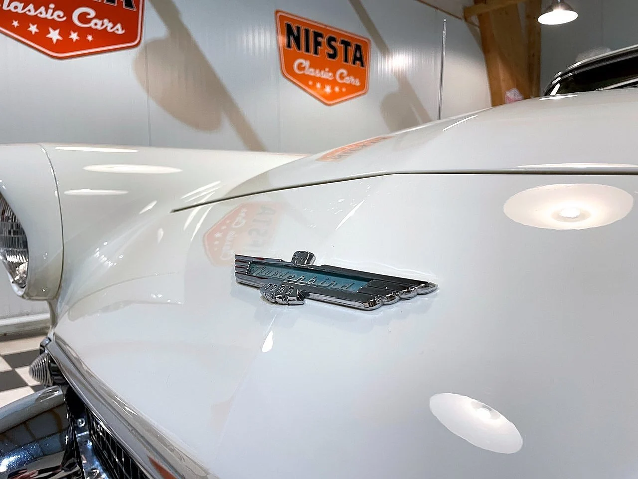 Bild von 1956 Ford Thunderbird (9)