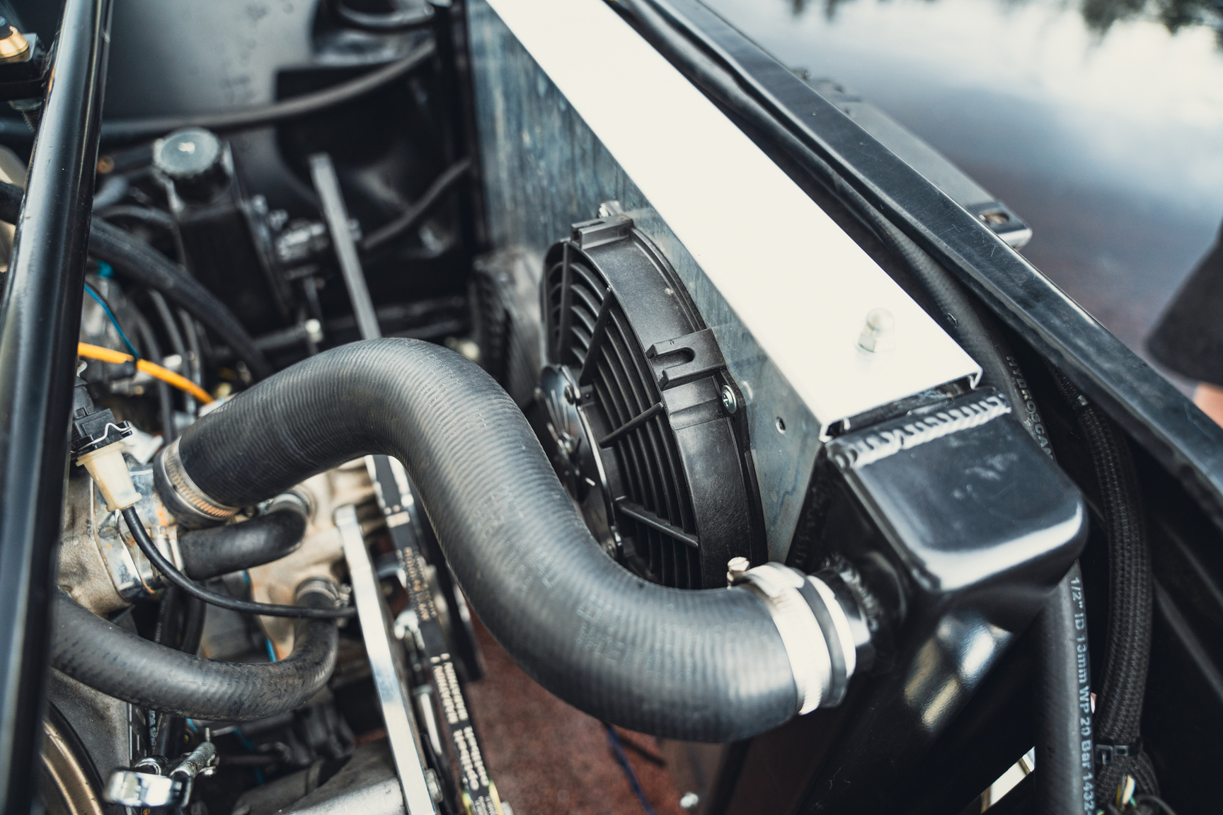 Image of 1964 Ford Fairlane 500 Sport Coupé mechanics (27)