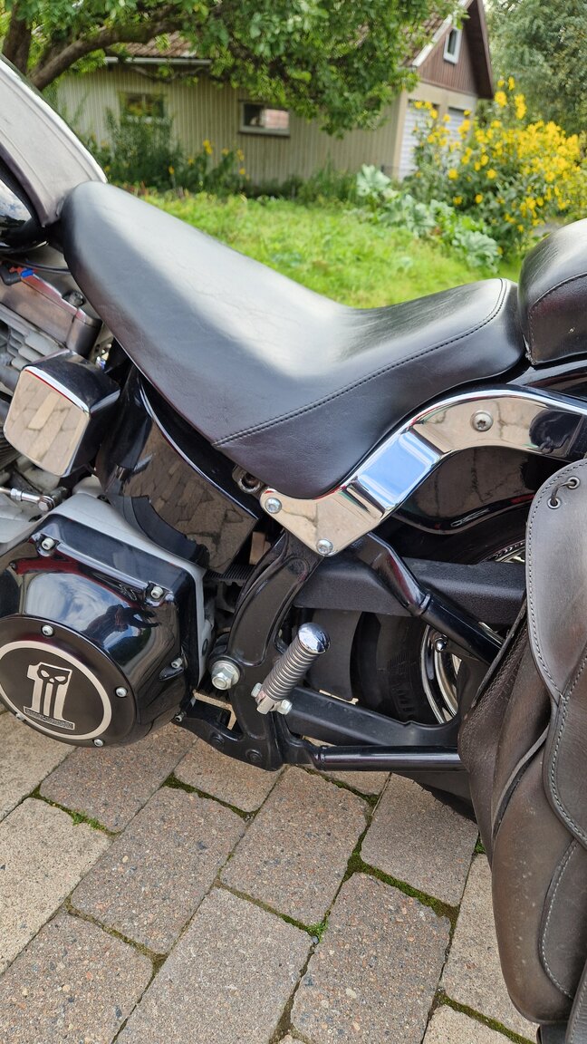 Exteriörbild på 2000 Harley-Davidson Softail Standard 1.4 Twin Cam 88B