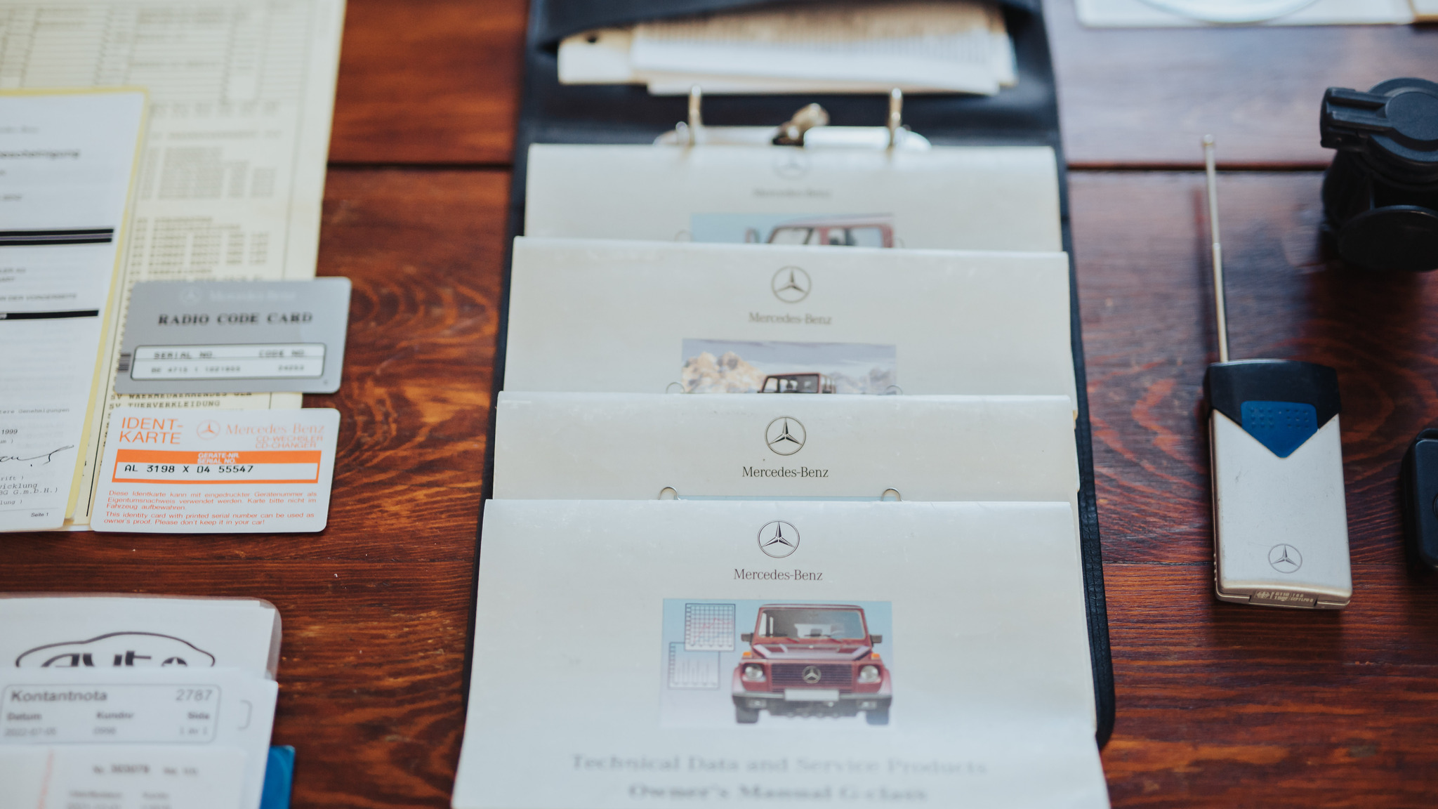 Dokumentation för 2000 Mercedes G500 Classic Special Edition