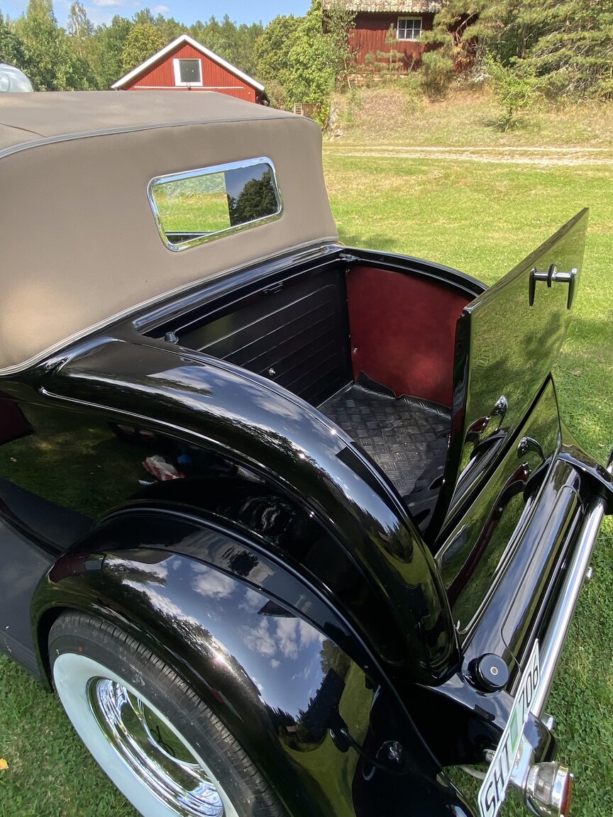 Exteriörbild på 1932 Ford 32 deuce sport coupé (Hot Rod)