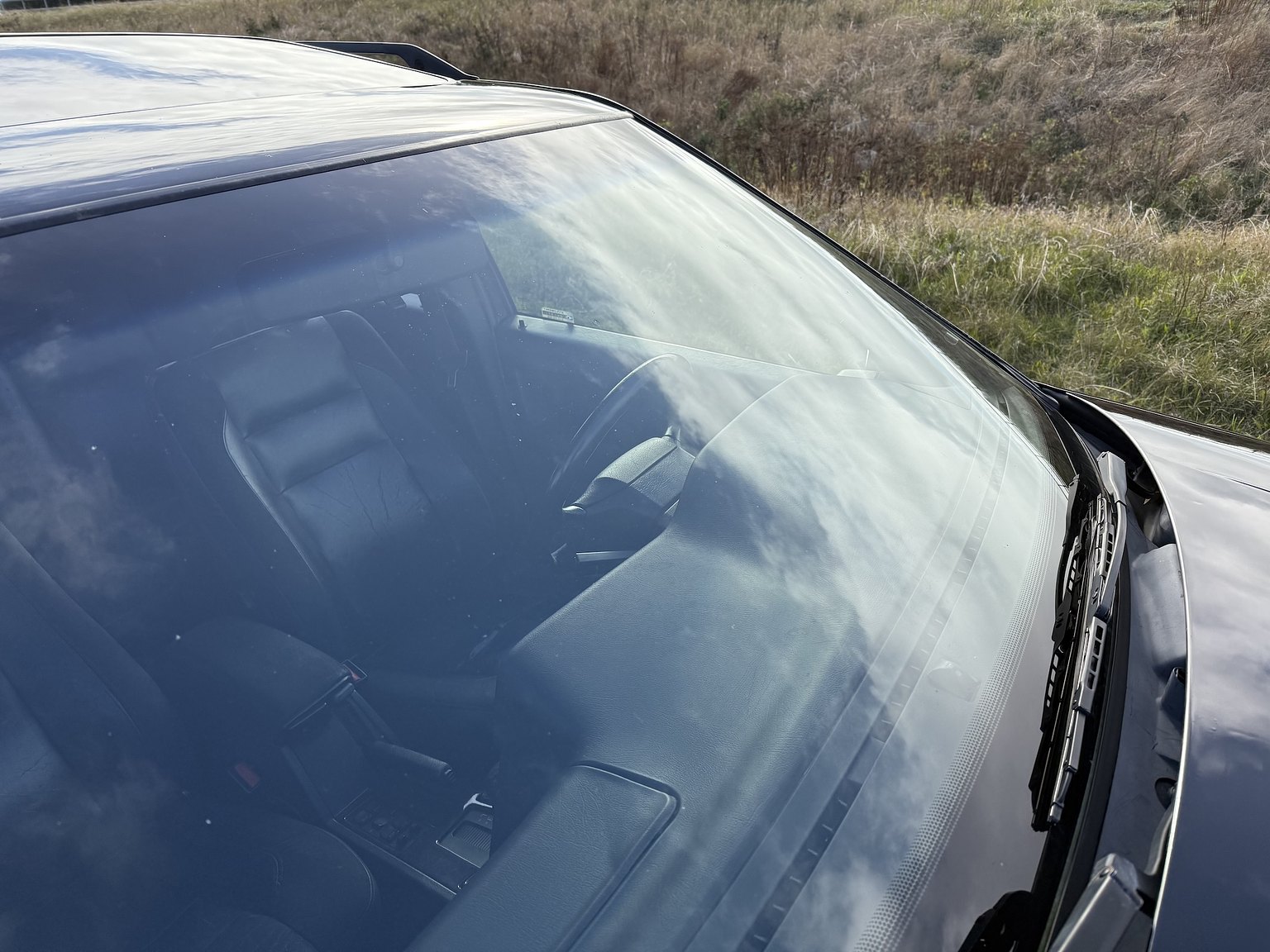 Exterior image of 1995 VOLVO 855 T5R T-5R