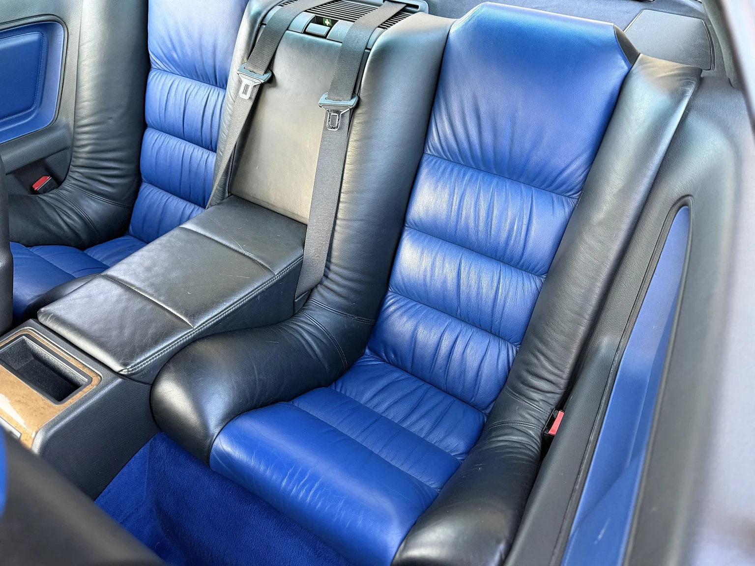 Interiörbild 1992 BMW 850iA - No Reserve (17)