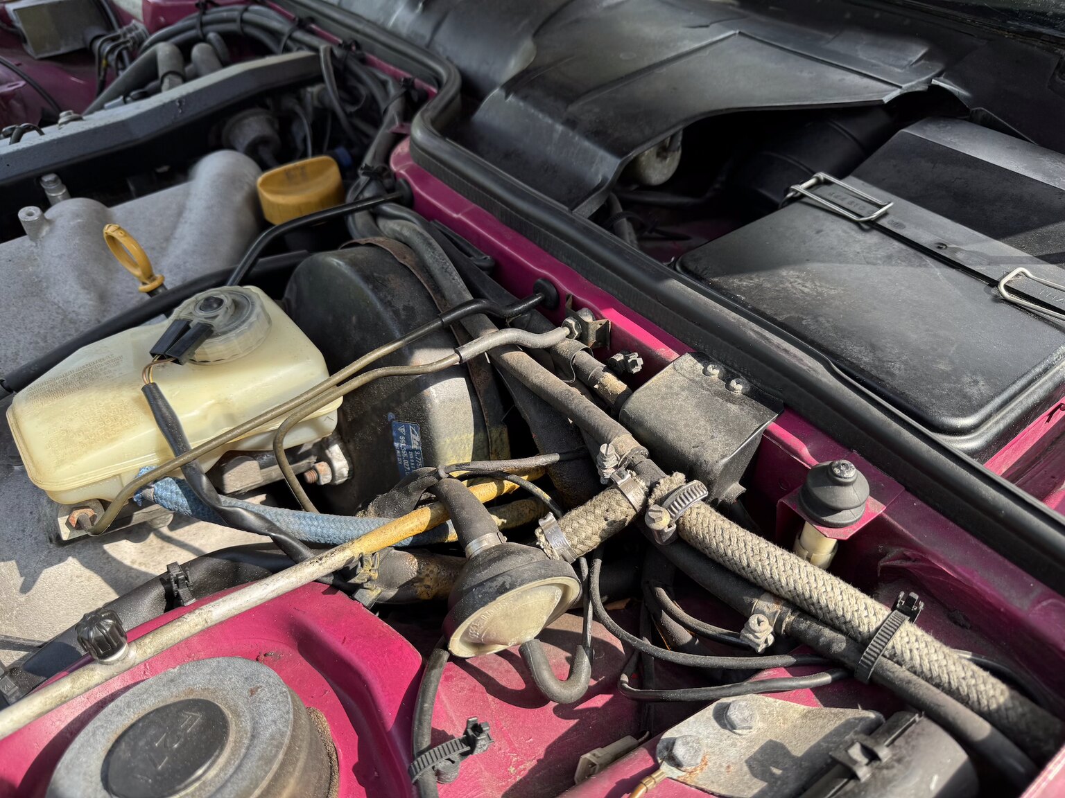 Image of 1990 Porsche 944 S2 Convertible mechanics