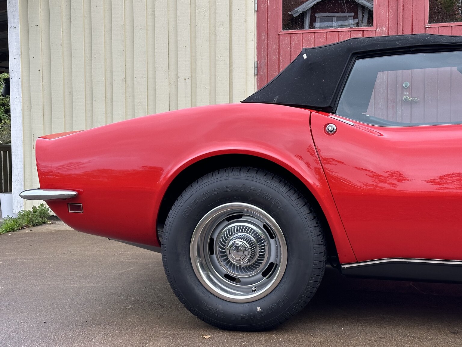 Aussenfoto 1968 Chevrolet Corvette 427ci / 435hp (16)