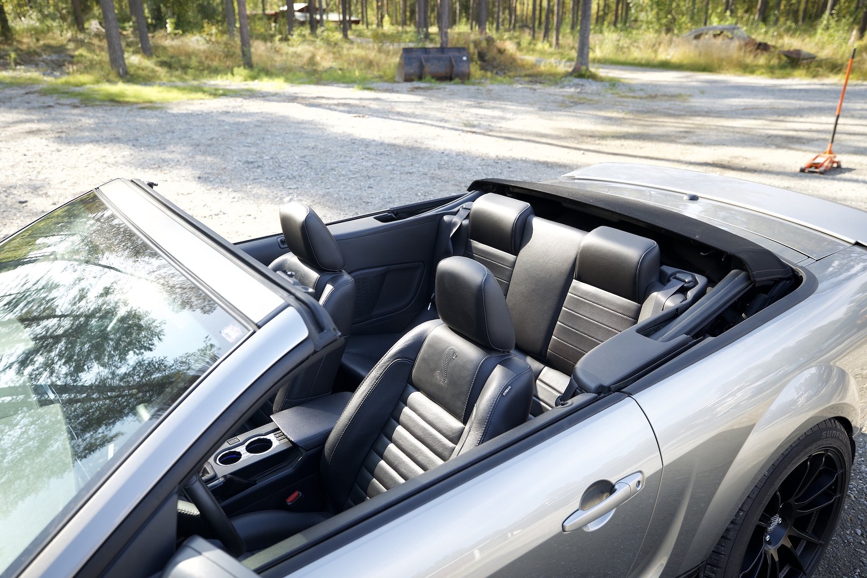 Exterior image of 2008 Ford Mustang Shelby GT500 Convertible Manuell