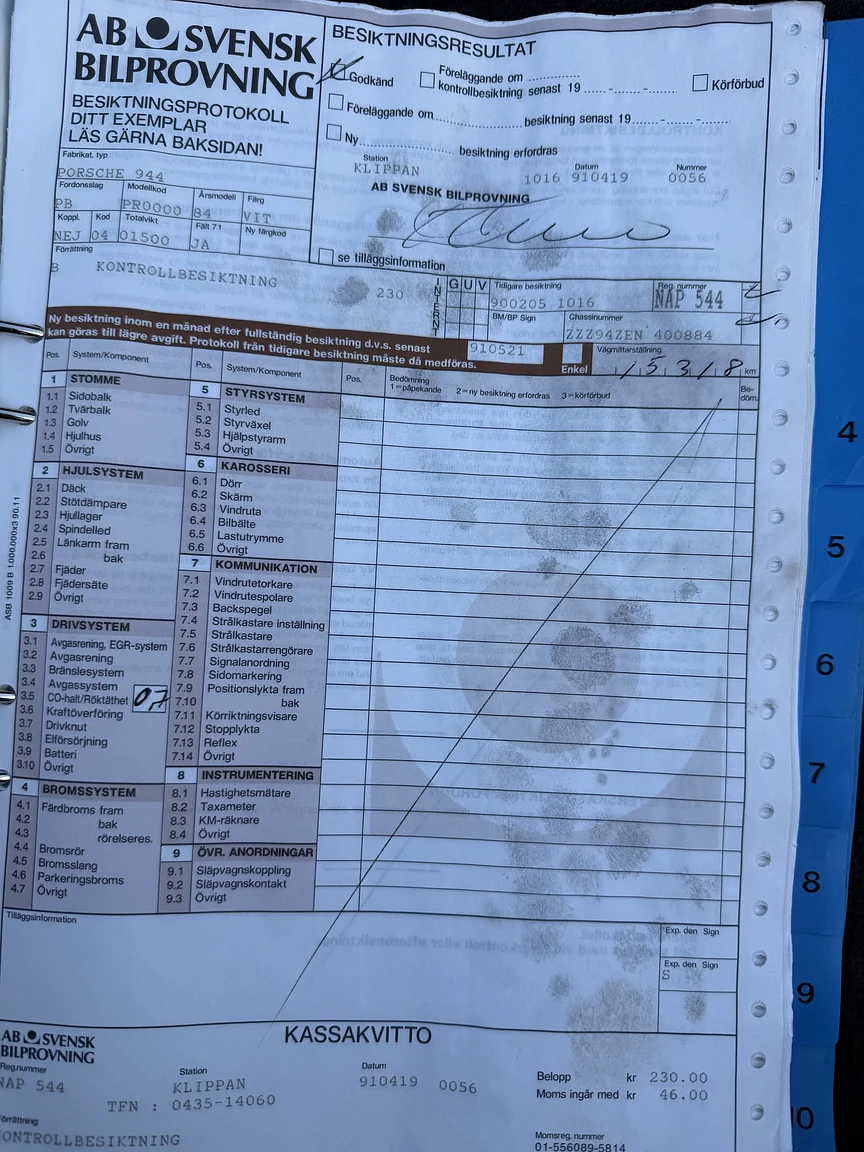 Documentation for 1984 PORSCHE 944 Targa (26)