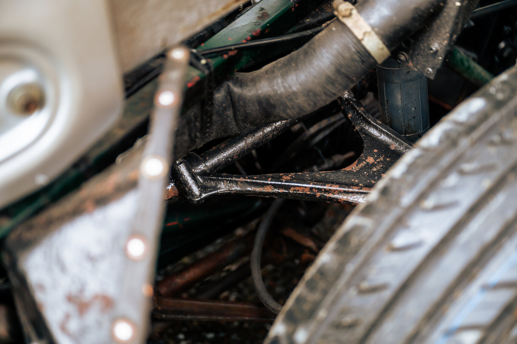 Image of 1973 Jaguar E-Type V12 mechanics