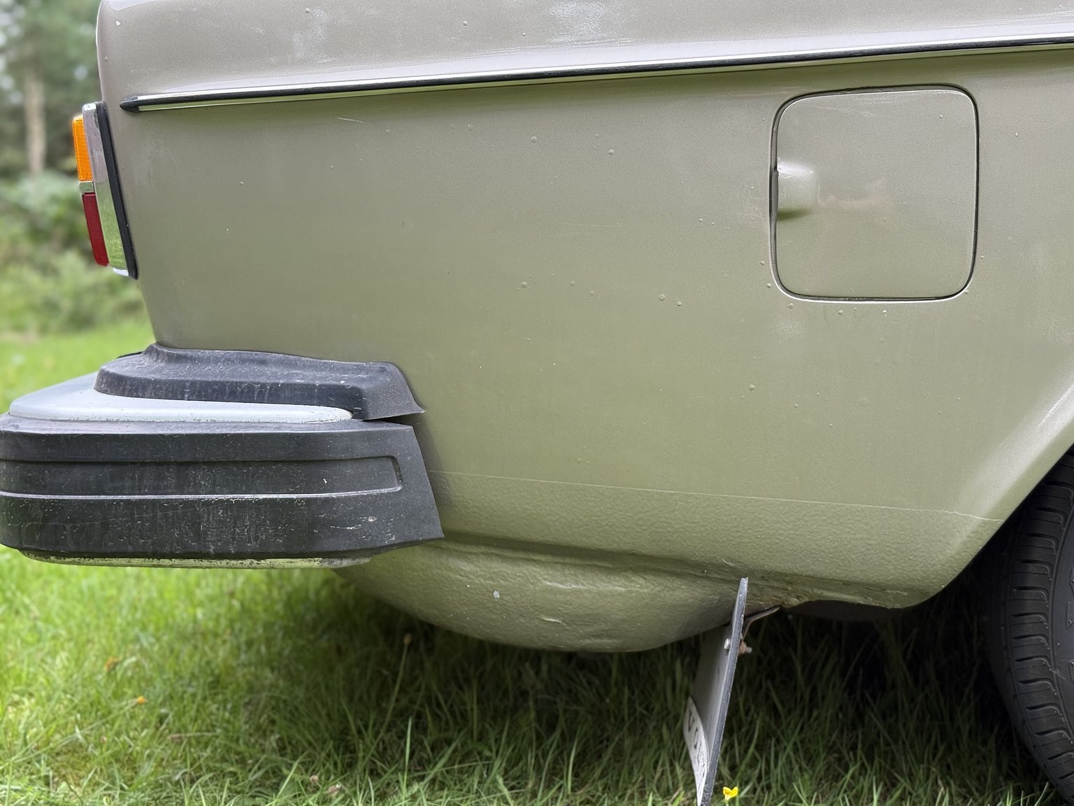 Exterior image of 1976 Volvo 264 V6 GL Automatisk
