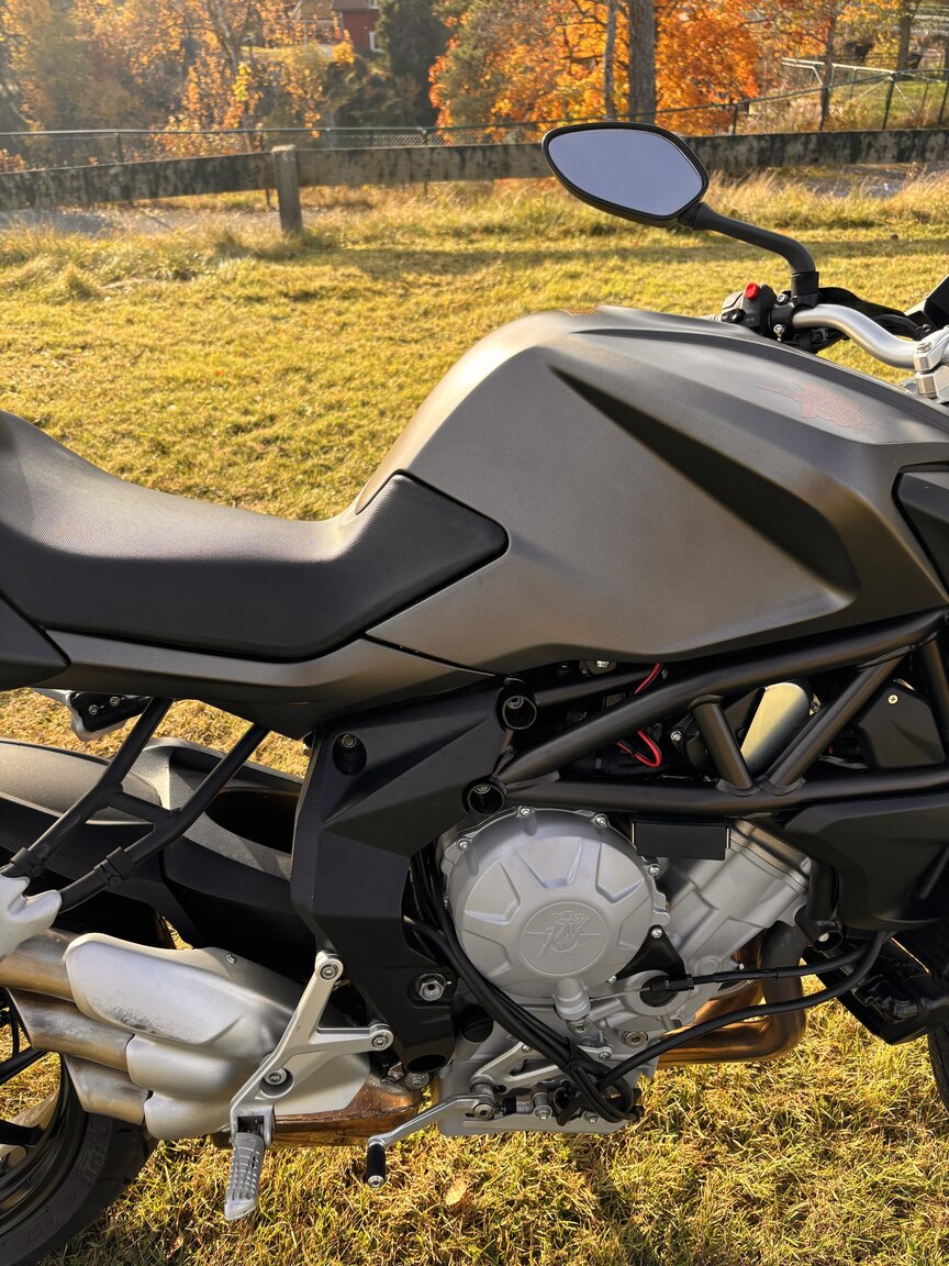 Exterior image of 2014 MV Agusta Brutale 675