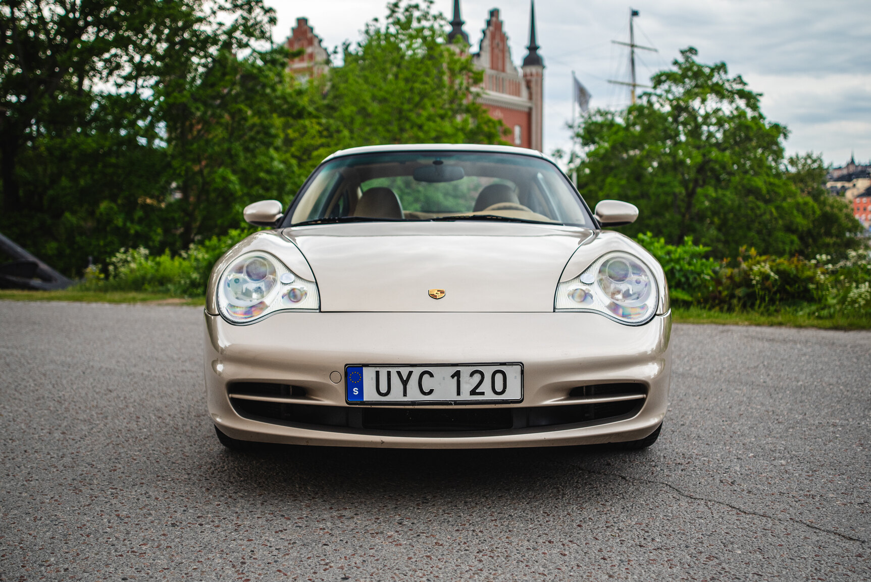 Exterior image of 2004 Porsche 911 Carrera 4