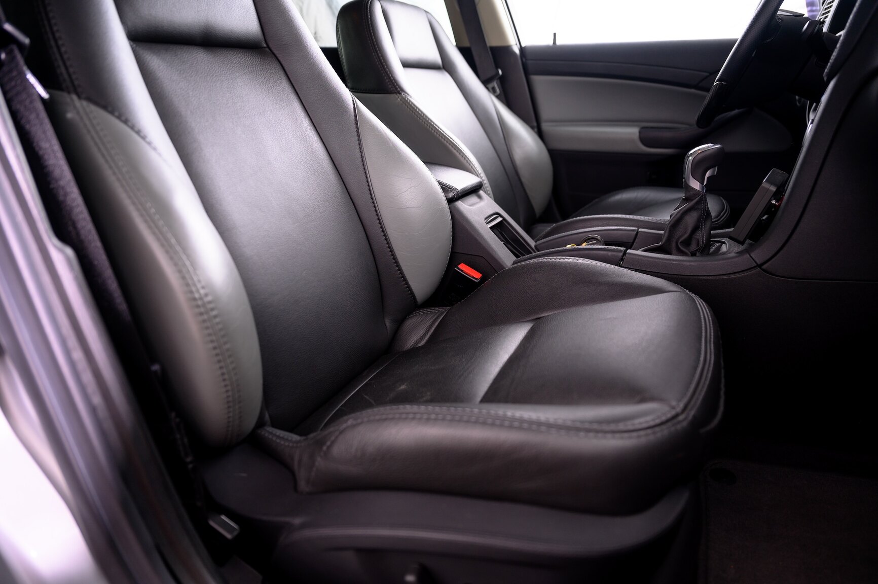 Interior image of 2008 SAAB 9-3 Aero SportSedan Silver Beast SFRO