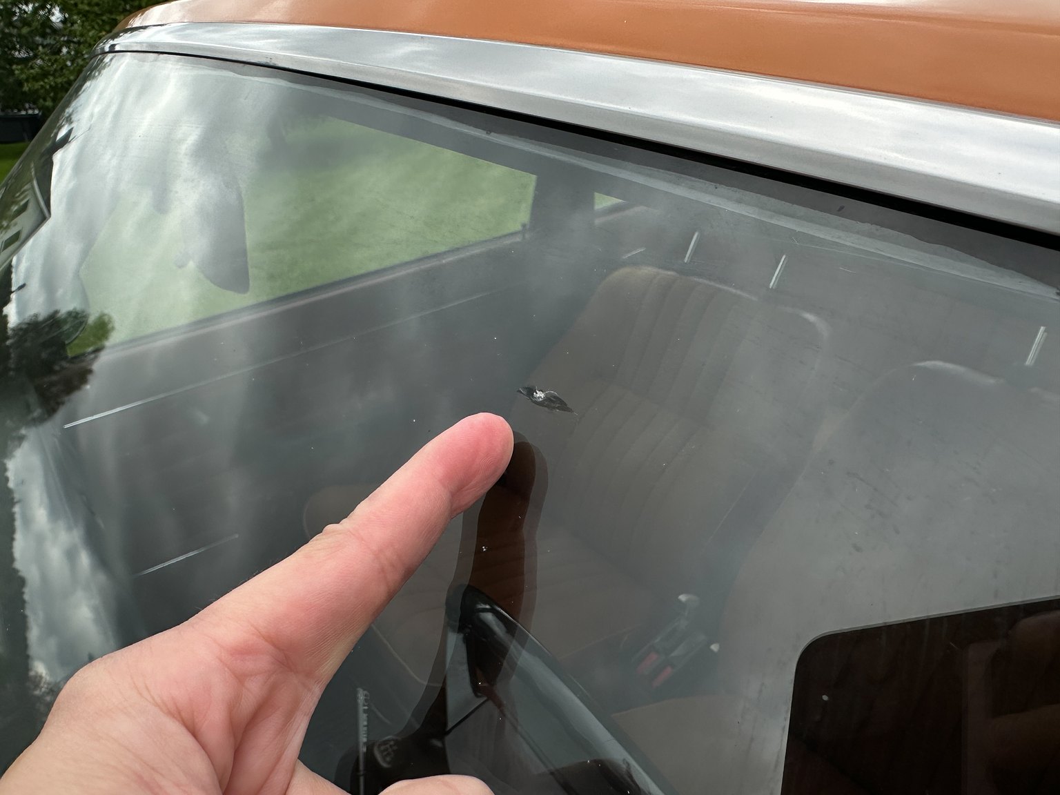 Aussenfoto 1974 Volvo 142 2.0