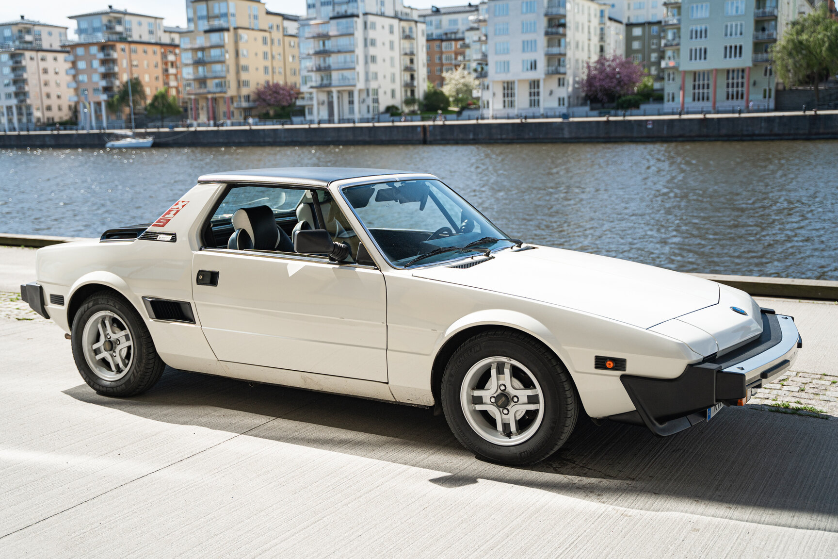 Exteriörbild på 1984 Bertone X 1/9