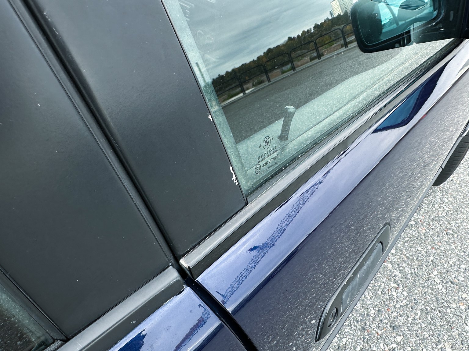 Exterior image of 1992 BMW 525i Touring Outlaw