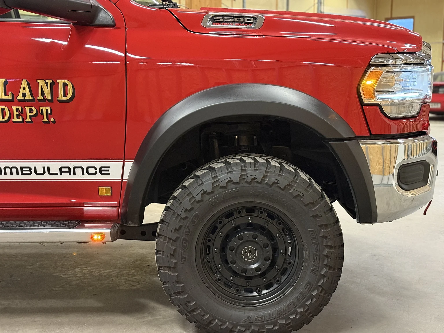 Exteriörbild på 2020 Dodge Ram 2500 Overland (36)