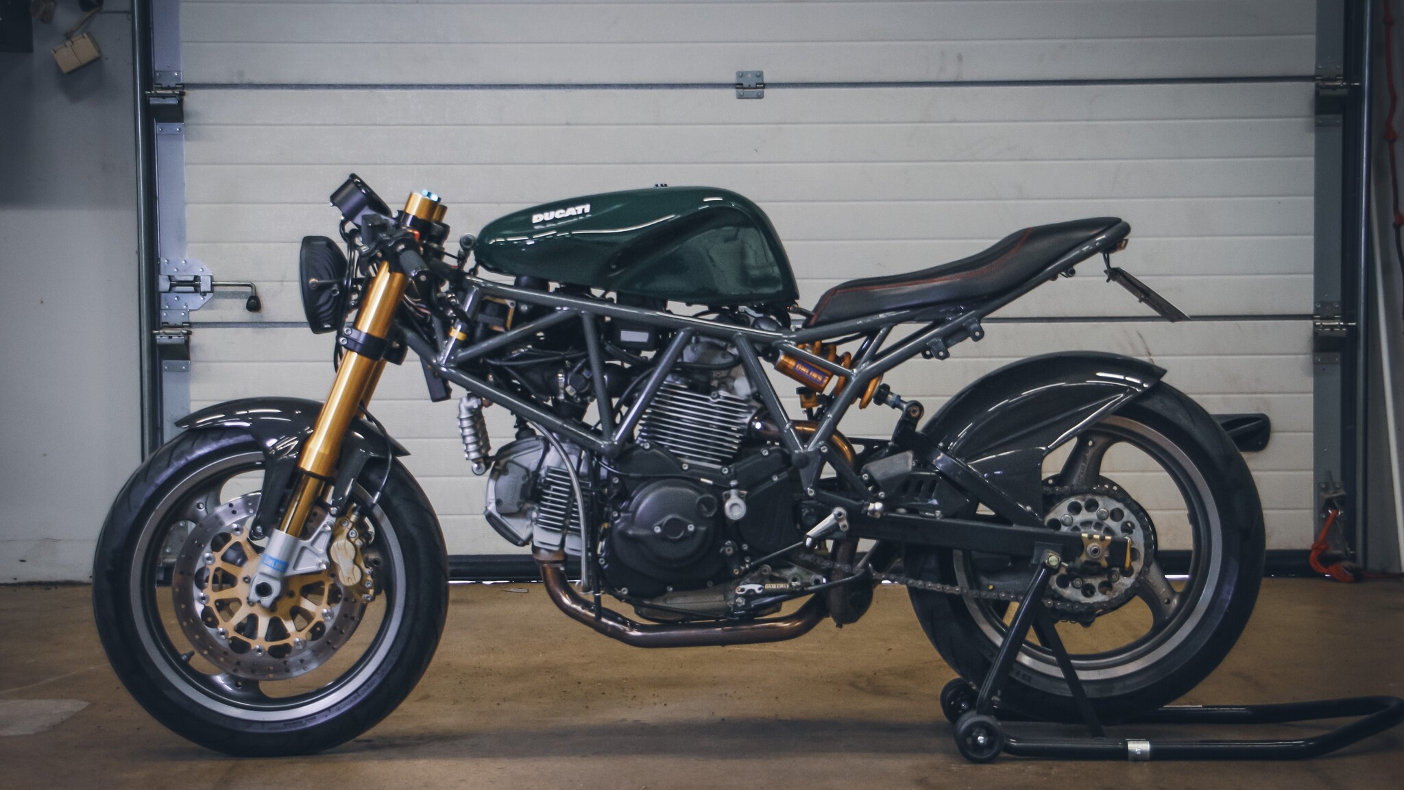Exteriörbild på 2001 Ducati 750SS ie