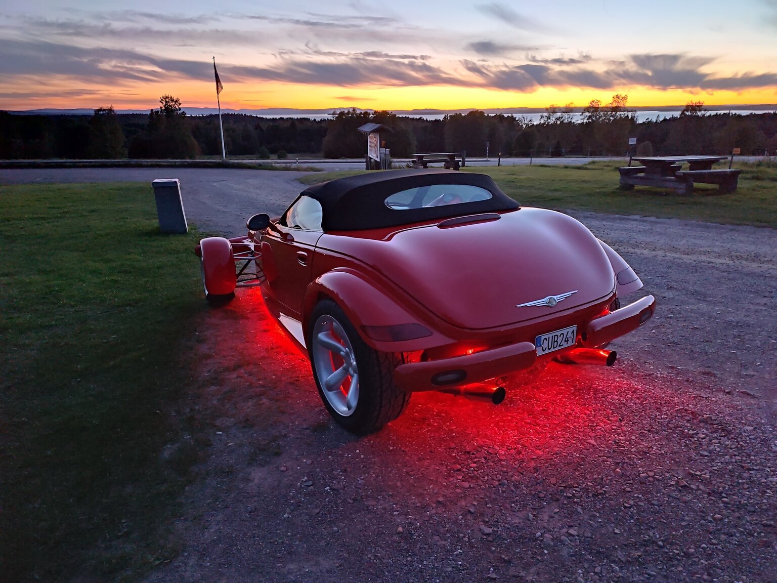 Exteriörbild på 1999 Plymouth Prowler