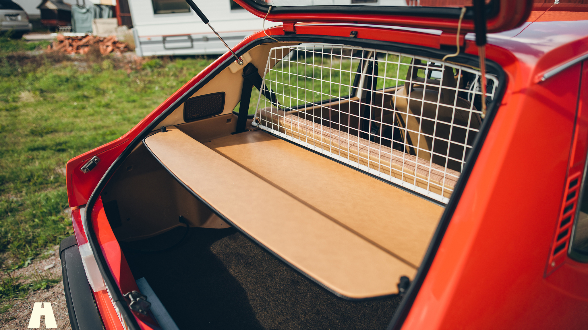 Innenraumfoto von 1976 Volvo 343 DL Manuell