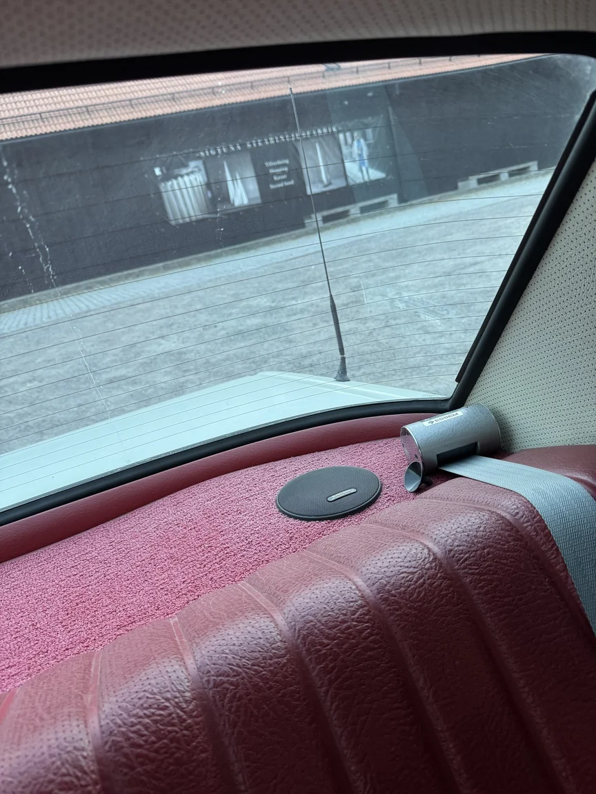 Innenraumfoto von 1972 Mercedes-Benz 200 (39)