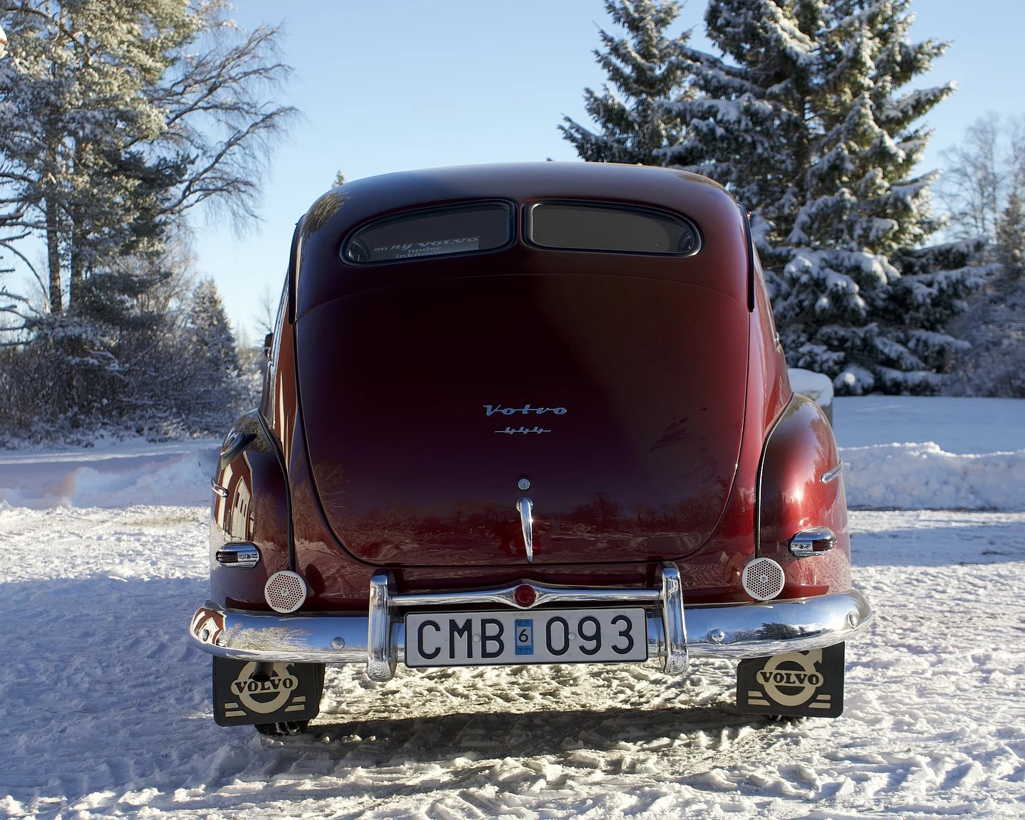 Exterior image of 1953 Volvo PV444 DS (7)
