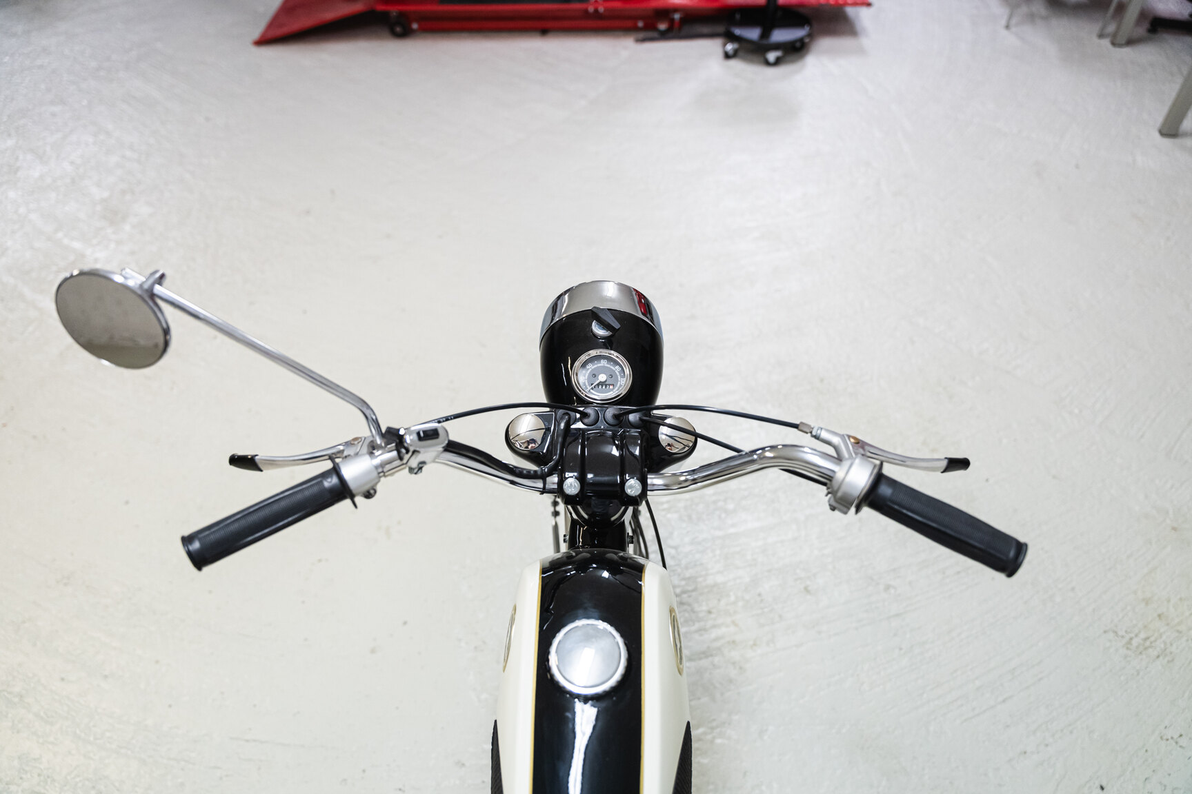 Aussenfoto 1968 Zundapp KS100