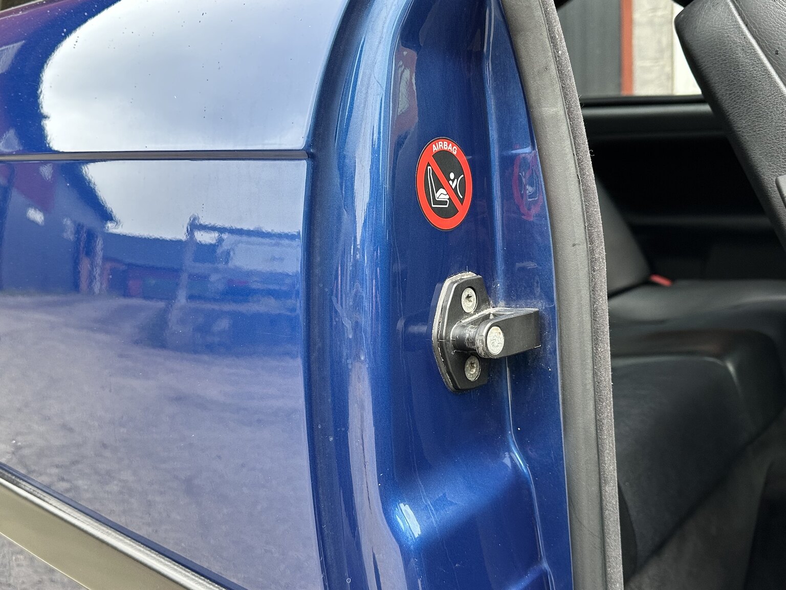 Innenraumfoto von 1996 BMW 328i Coupé E36 M-Sport