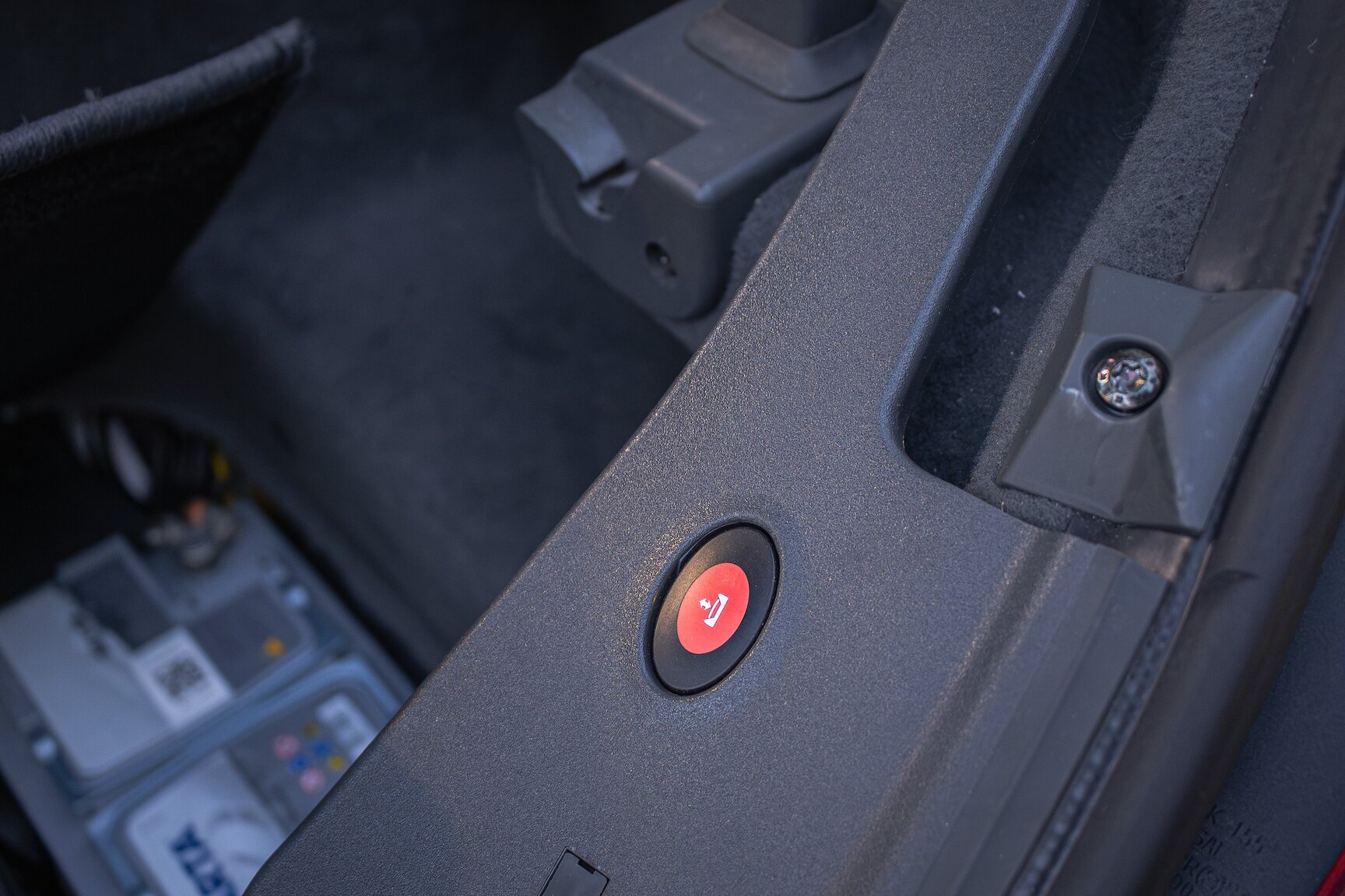 Interior image of 2002 Mercedes-Benz SL 500